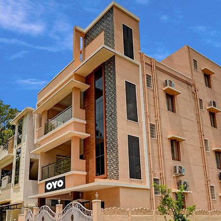 Hotel O Sharin Service Apartments Suramangalam Exteriör bild